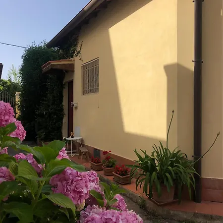 Ferienwohnung Casina Di Nina Livorno Exterior foto